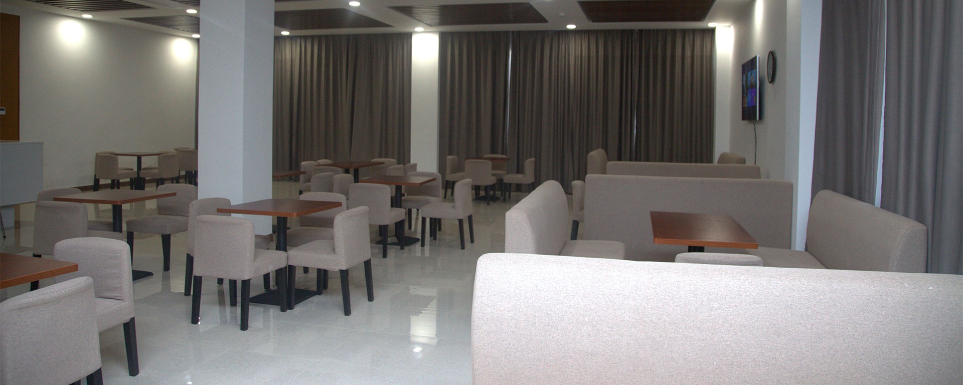 <p>Our school cafeteria provides a wide selection of nutritious meals and dining options to suit different group sizes. The VIP Room offers an exclusive dining experience for up to 10 distinguished guests. For smaller gatherings or team meals, the Medium Room accommodates up to 50 people. The spacious Main Dining Hall can serve up to 300 guests, making it ideal for larger groups and events.</p>